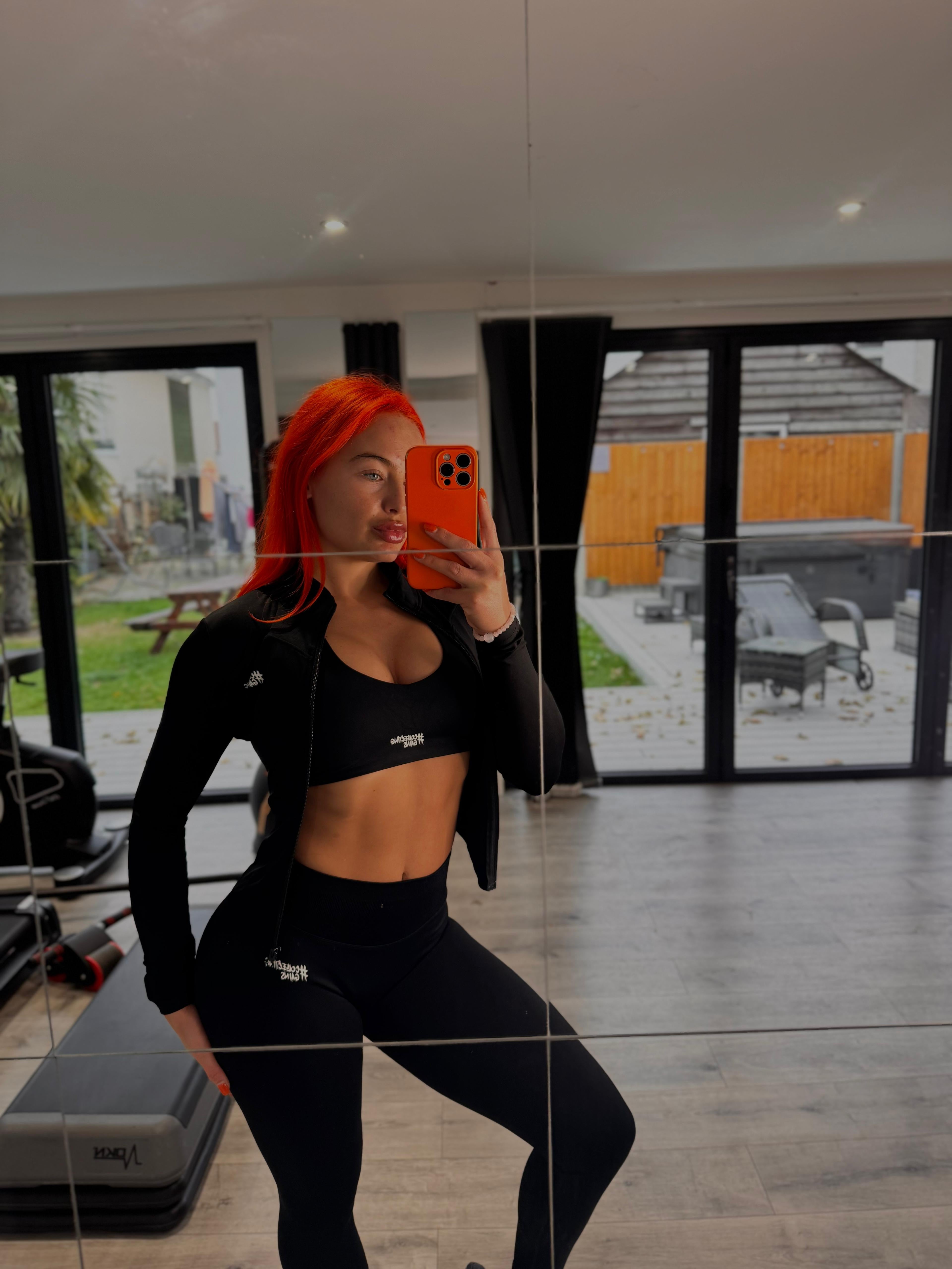 Collecting Gains Scrunch Butt Leggings - Black